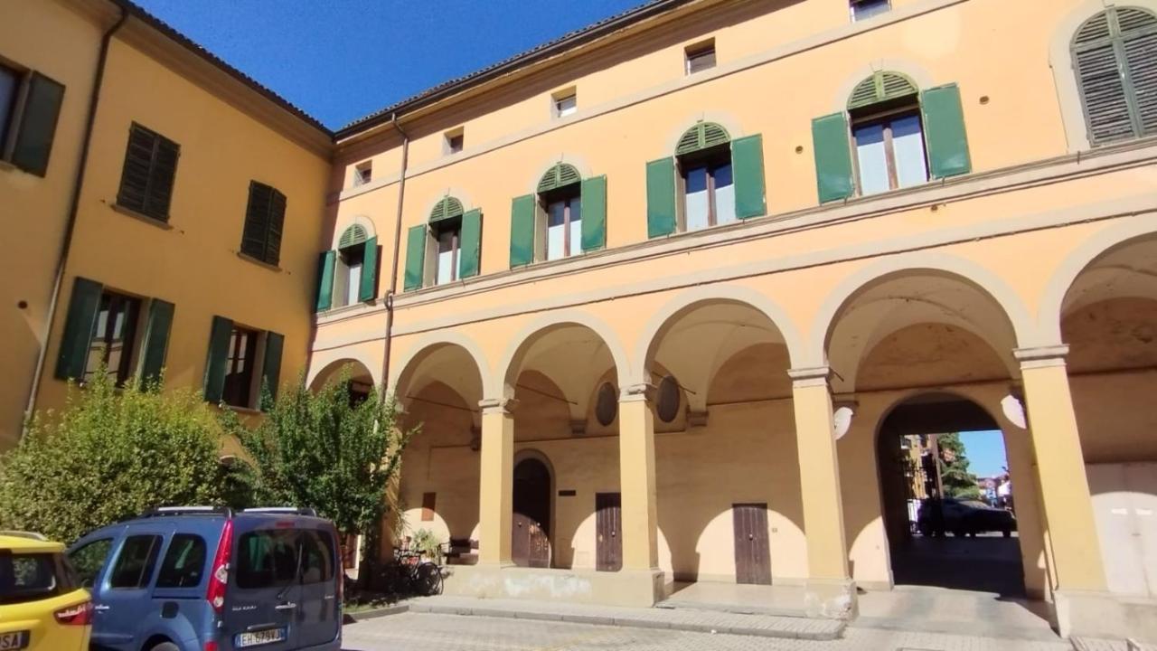 Crociali Apartman Bologna Kültér fotó