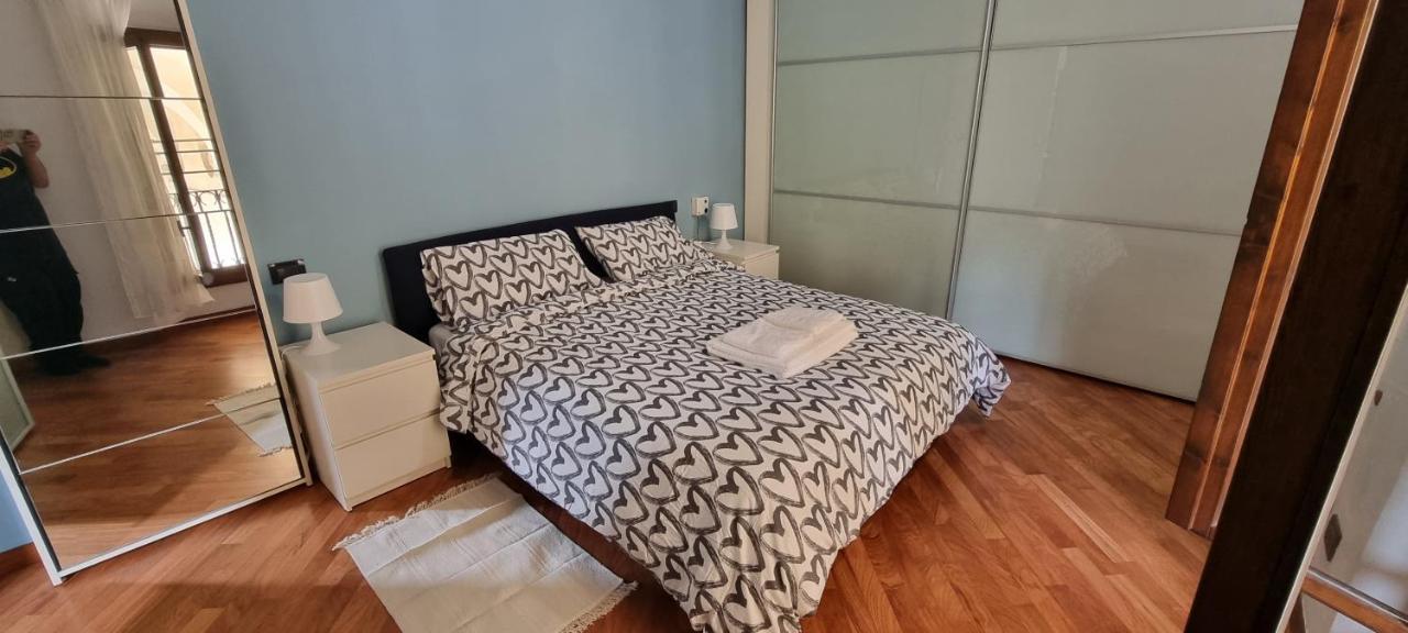 Crociali Apartman Bologna Kültér fotó
